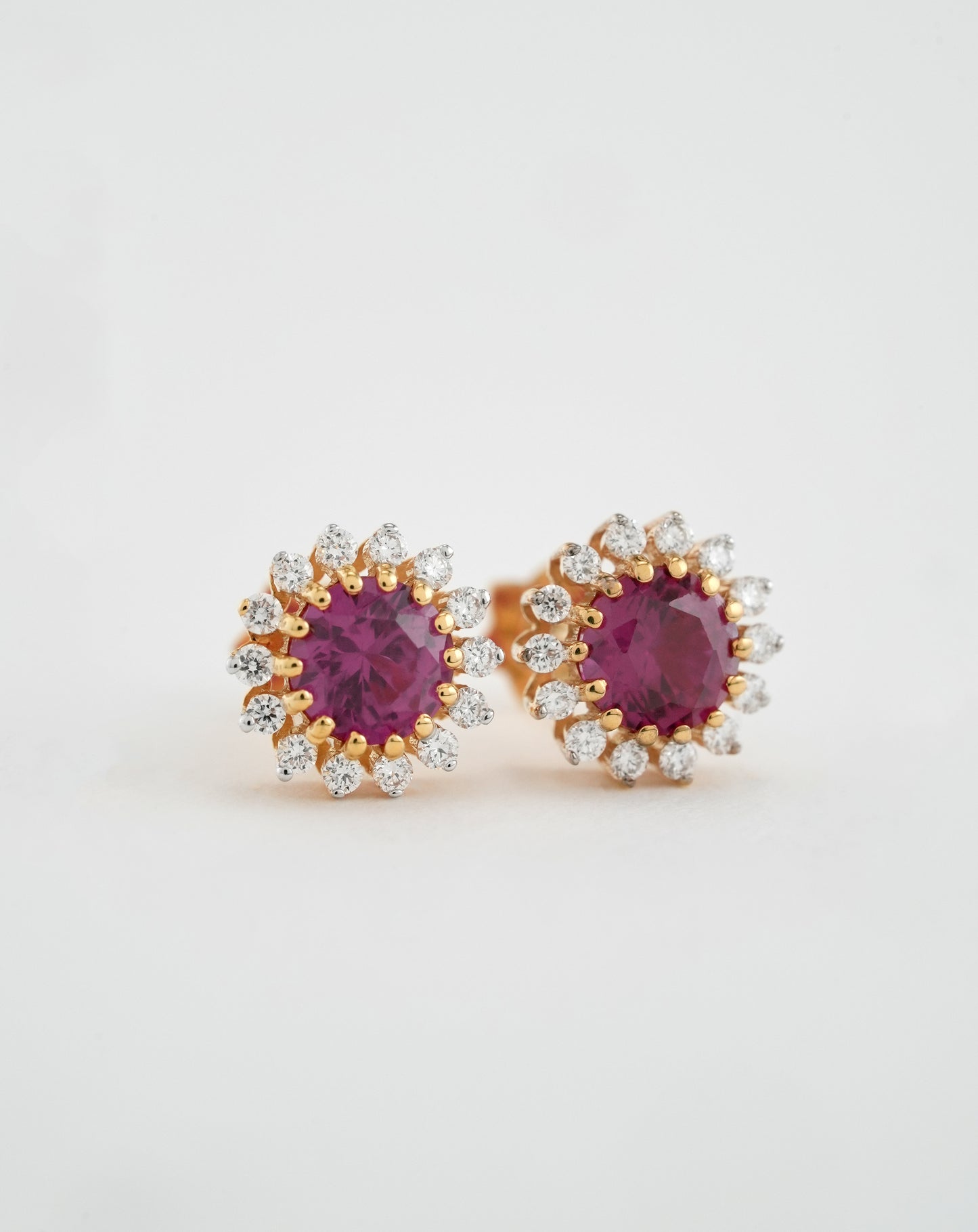 18KT Gold Nose Pin (Earstud) - SKU#ER18KTZD021