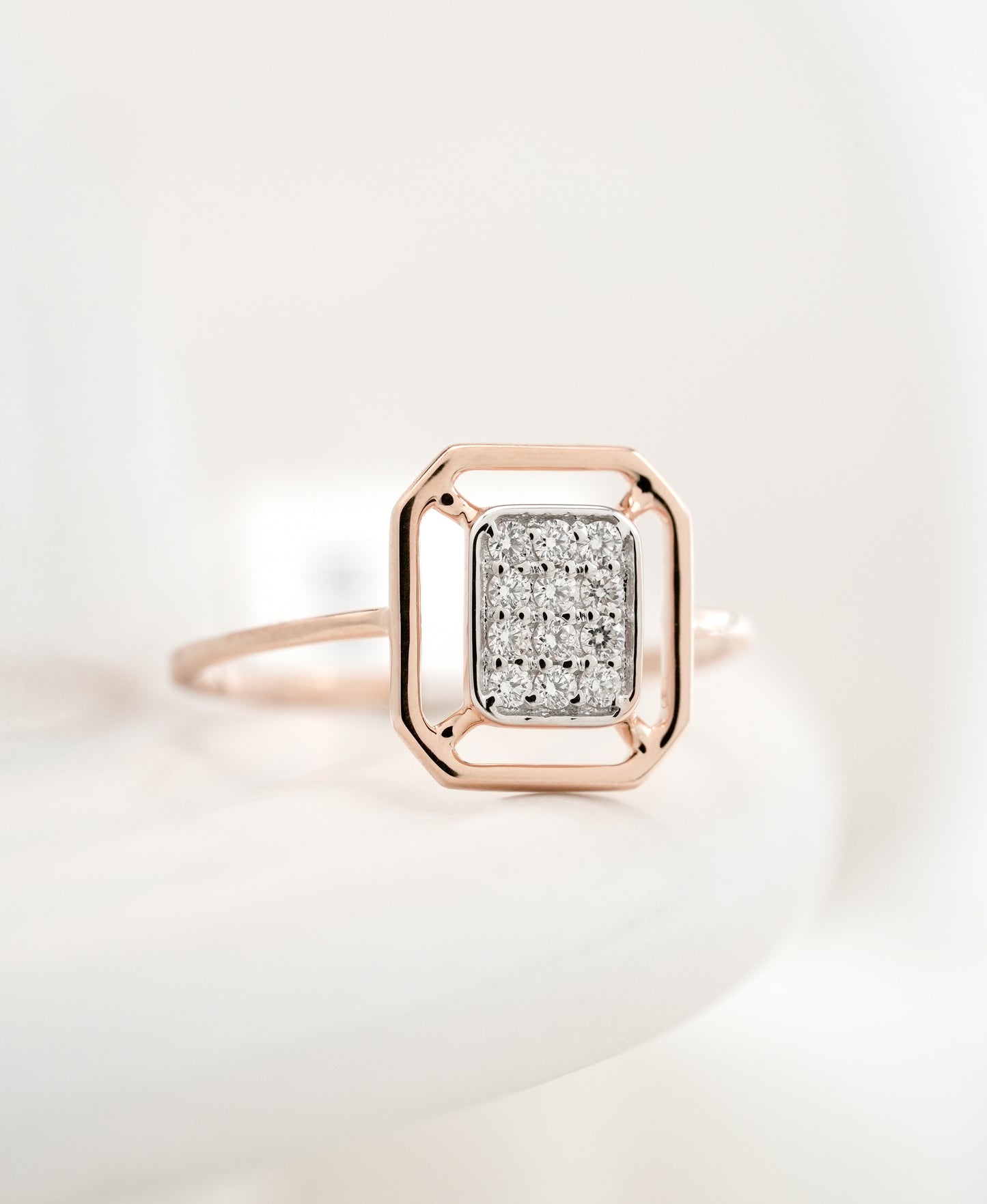 18KT Gold Ring - SKU#RN18KTZD054