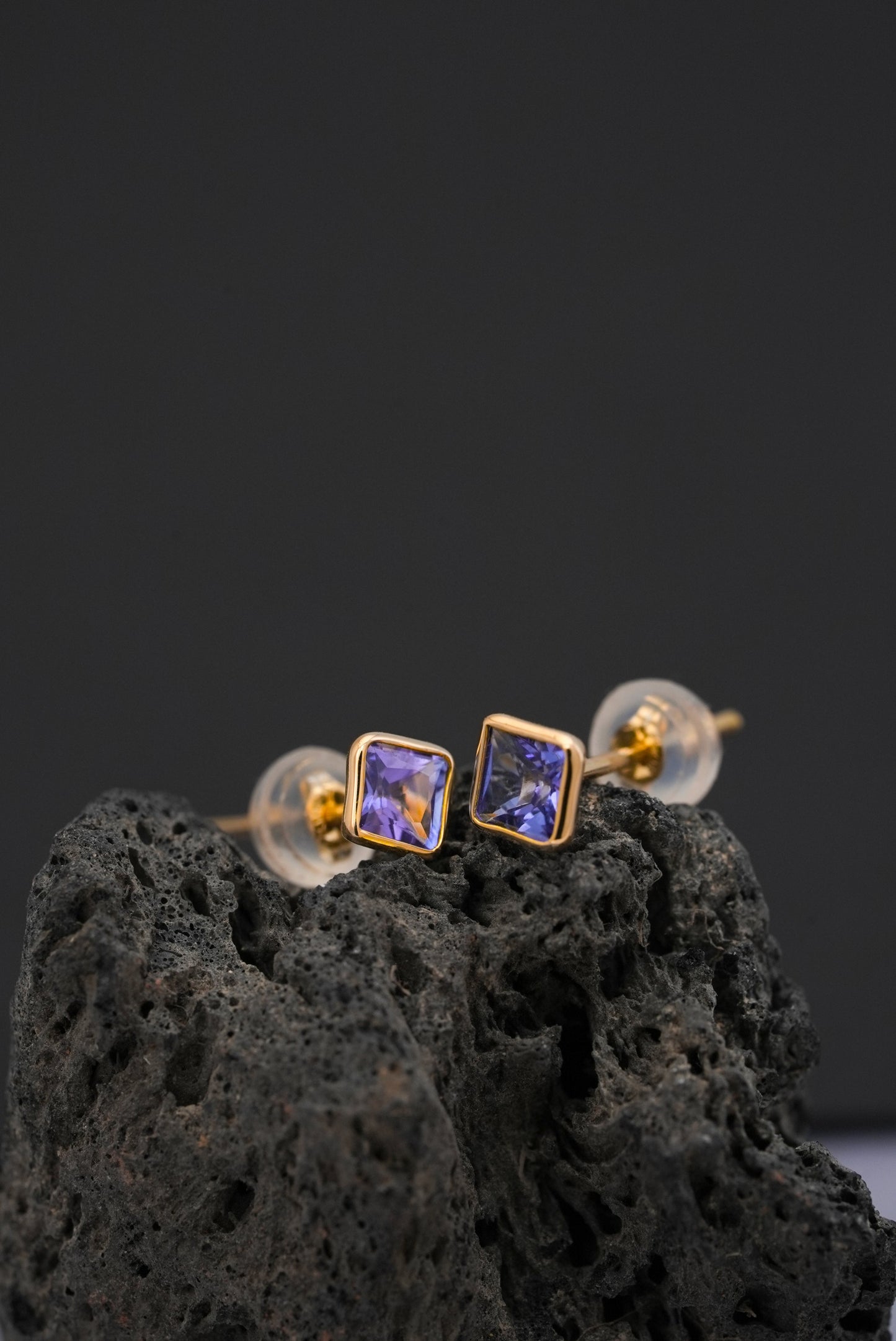 18KT Gold Earring - SKU#ER18KTZG025