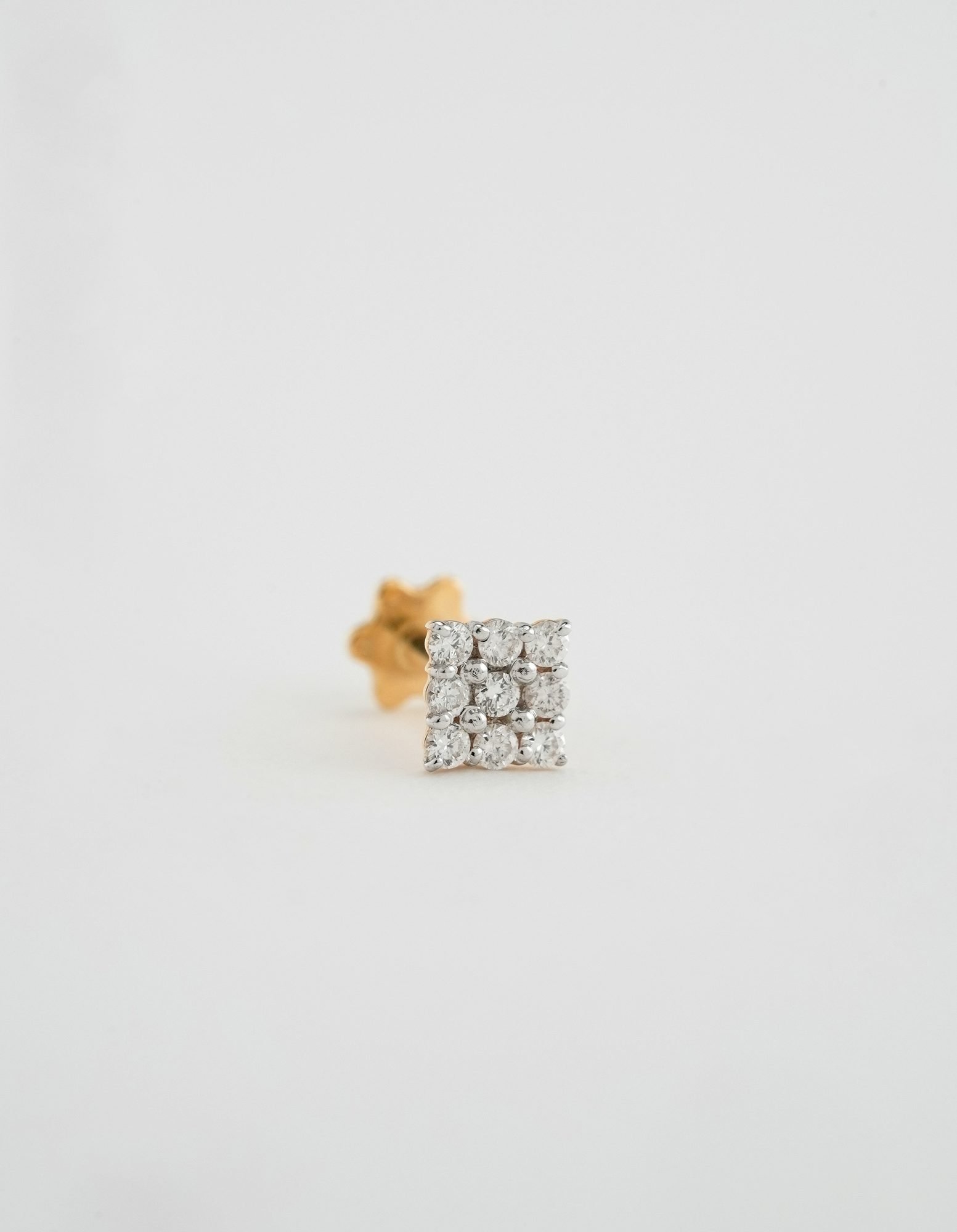 18KT Rose Gold Diamond Nose Pin 038